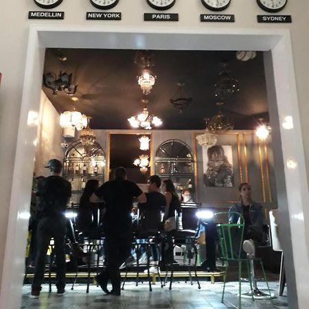 Nomad Hostelメデジン エクステリア 写真